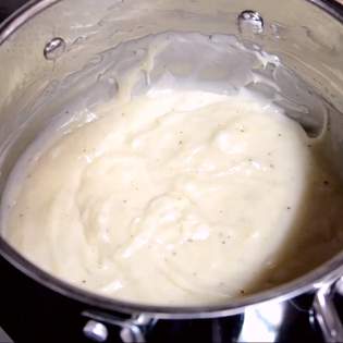 Previsualización de la receta Salsa bechamel para croquetas facilísima