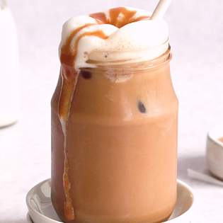 Recipe preview Easy homemade Iced Caramel Macchiato recipe