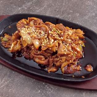 Recipe preview Gochujang Samgyeopsal: Japanese roasted pork belly with spicy sauce