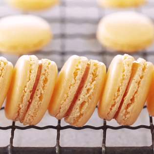 Recipe preview How To Make MACARONS!