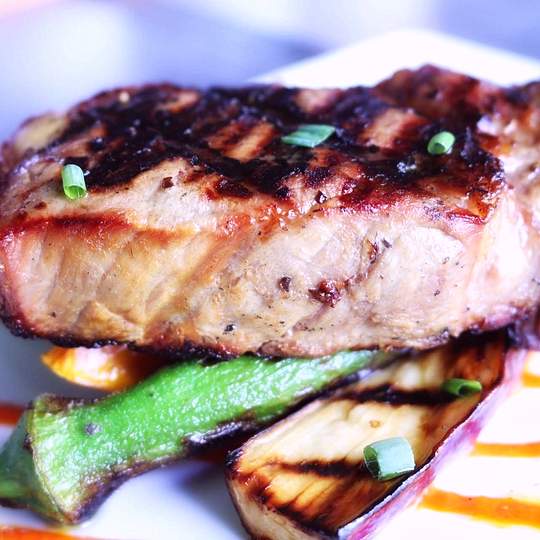 Anteprima ricetta Surf e Turf con salsa all'aglio