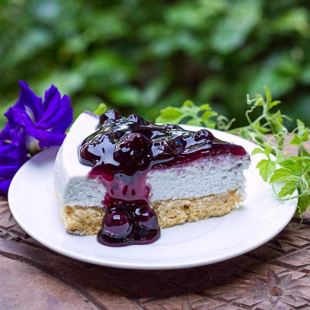 Dessert ai mirtilli con crema al formaggio