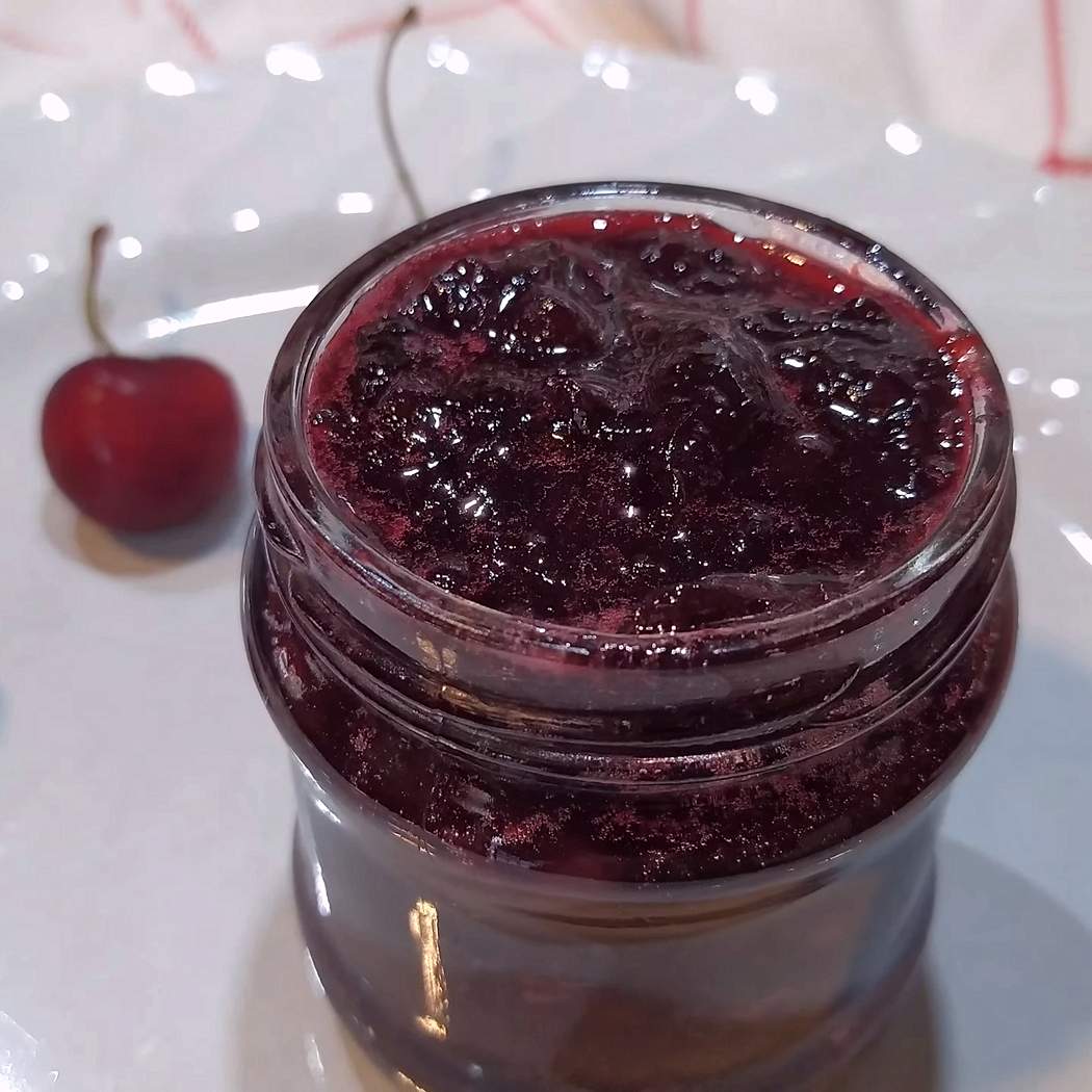 Marmellata di ciliegie ricetta