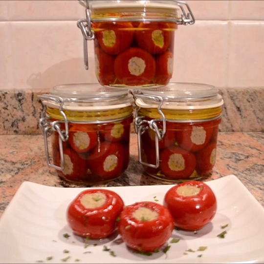 Anteprima ricetta Peperoncini ripieni al tonno