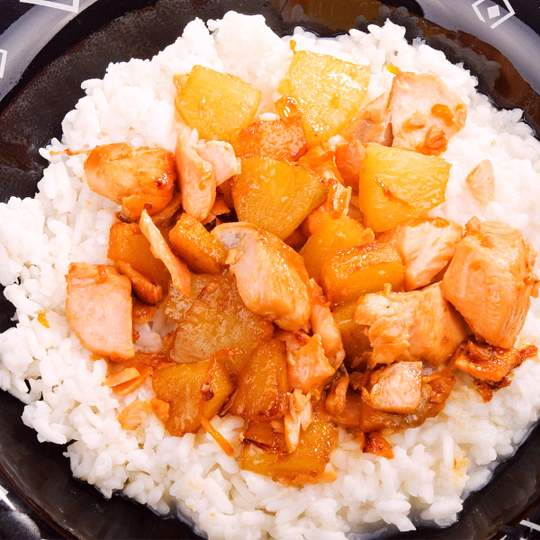 Anteprima ricetta Pollo su ananas