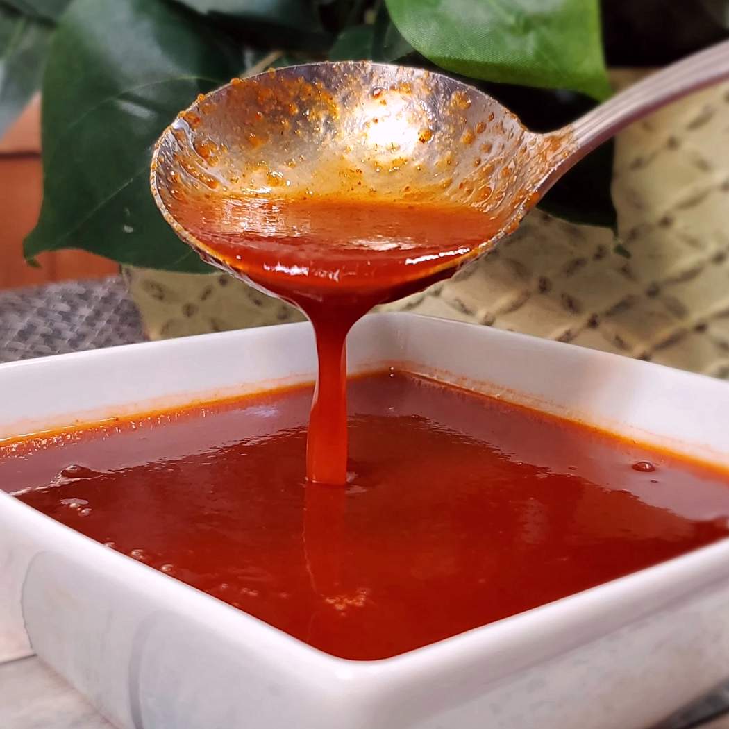 Best Red Chili Sauce Recipe | Tastelist.com.au