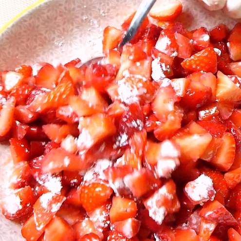 Torta crumble alle fragole - procedimento 1