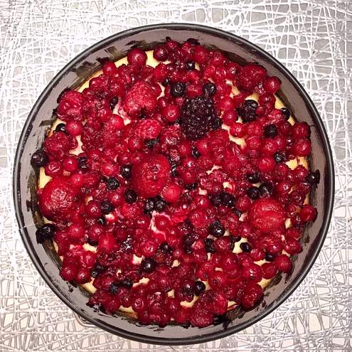Dolce di frutta con gelatina e ricotta - procedimento 1