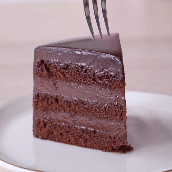 Ricetta torta al cioccolato morbida dentro