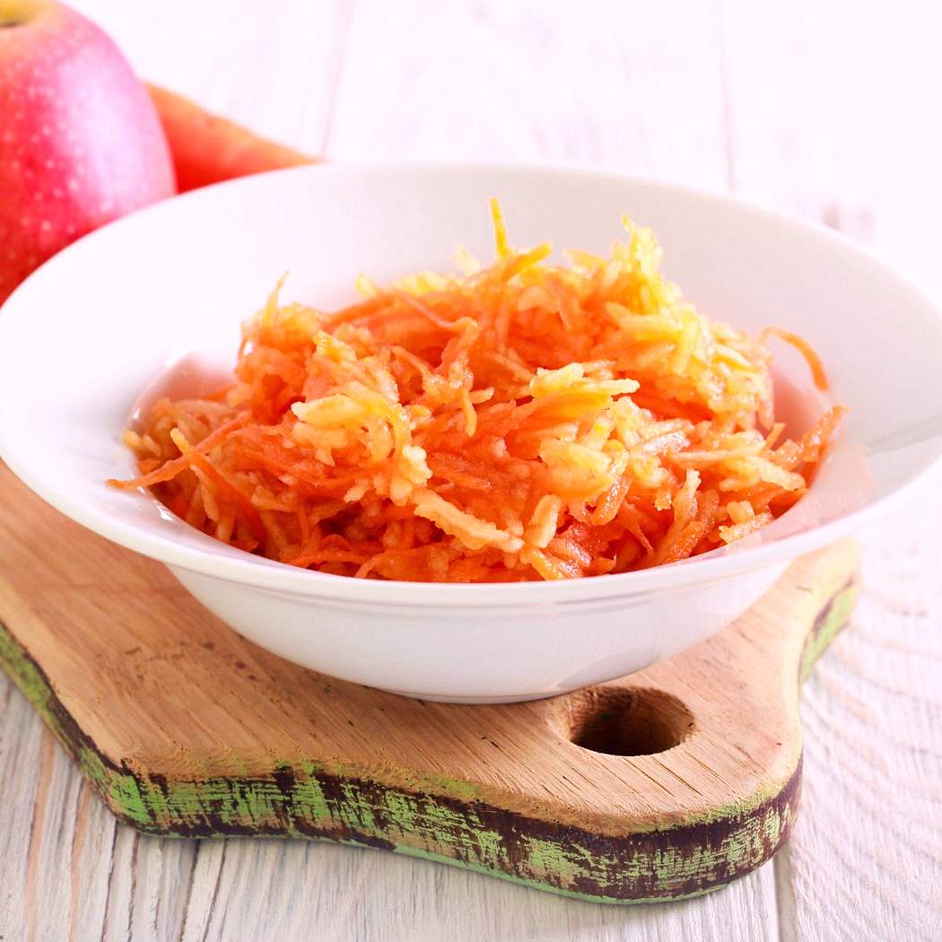 Insalata di carote e mele
