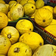 How to cook spaghetti squash in 4 different ways