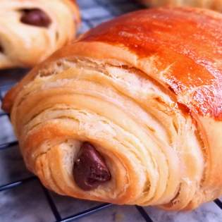 Recipe preview Pain au Chocolat Croissants