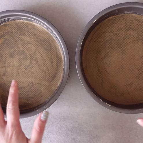 Torta al cioccolato morbida e umida con cacao in polvere - procedimento 1