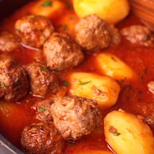Anteprima ricetta Polpette in umido