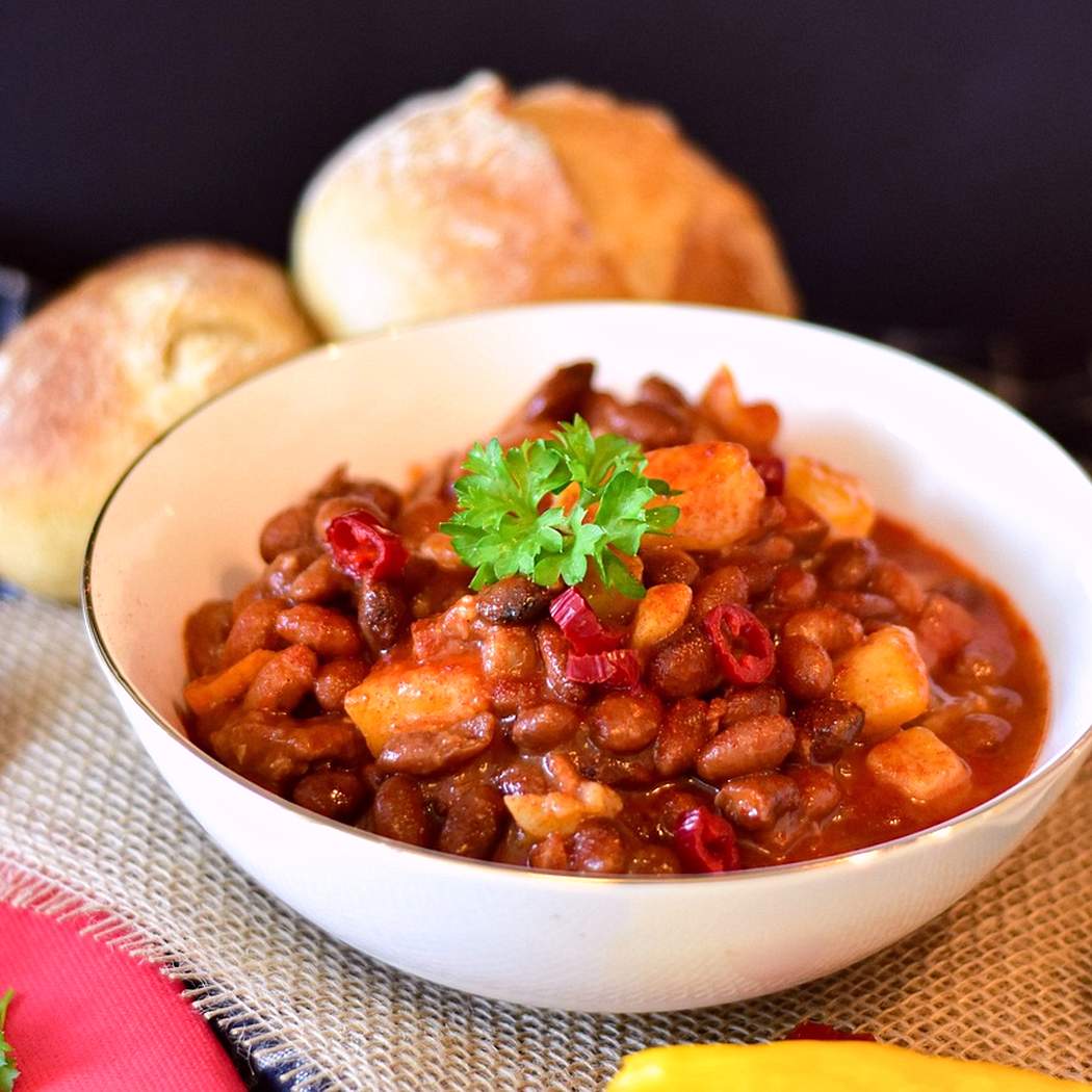 Krémes fűszeres csirke bab fehér chili
