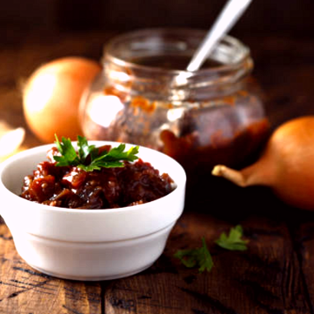 Contorno salato di cipolle confit