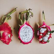 How to cut a dragon fruit (for snacking, smoothies and salad bowls)