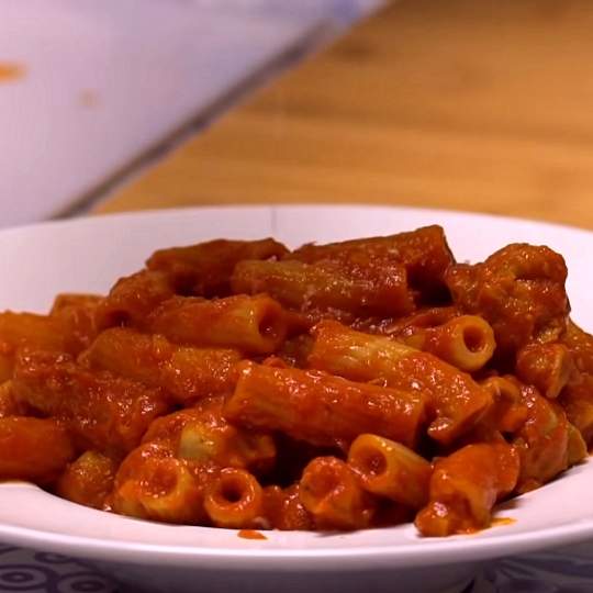 Anteprima ricetta Rigatoni con la pajata