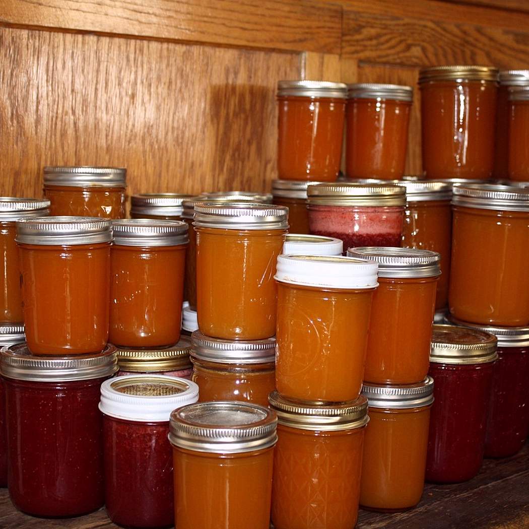 Marmellata di cipolle dolci in conserva balsamica in scatola