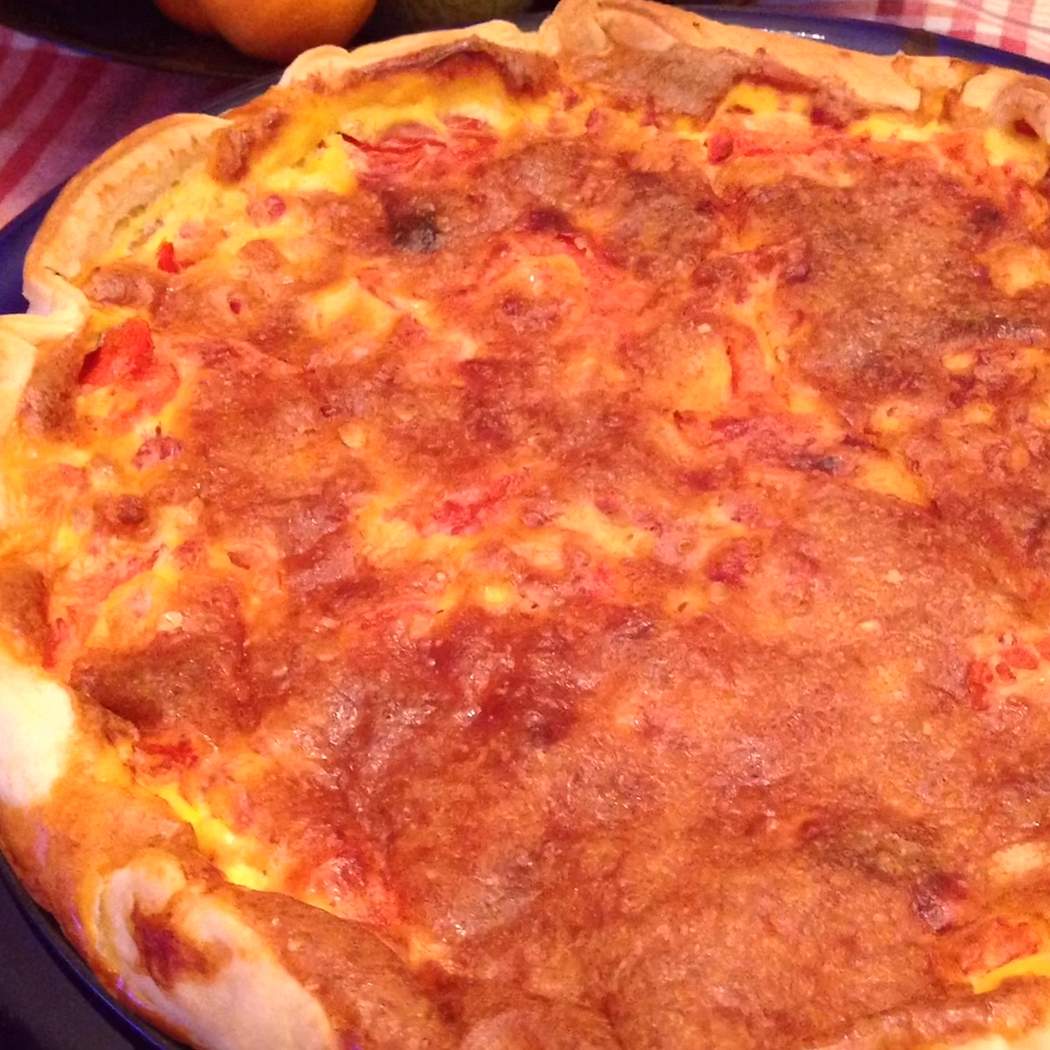 Torta con uova e pancetta