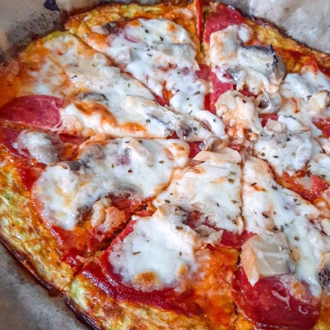 Cukkinis pizza