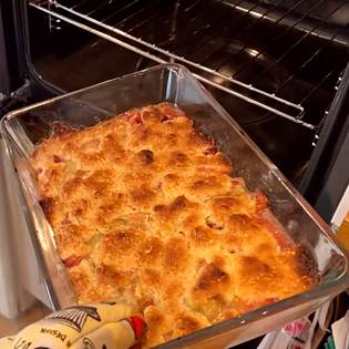 Recipe preview Homemade rhubarb cake recipe