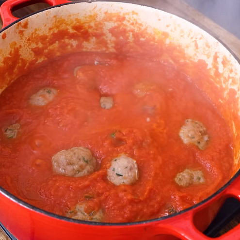 Polpette al sugo ricetta della nonna - procedimento 1