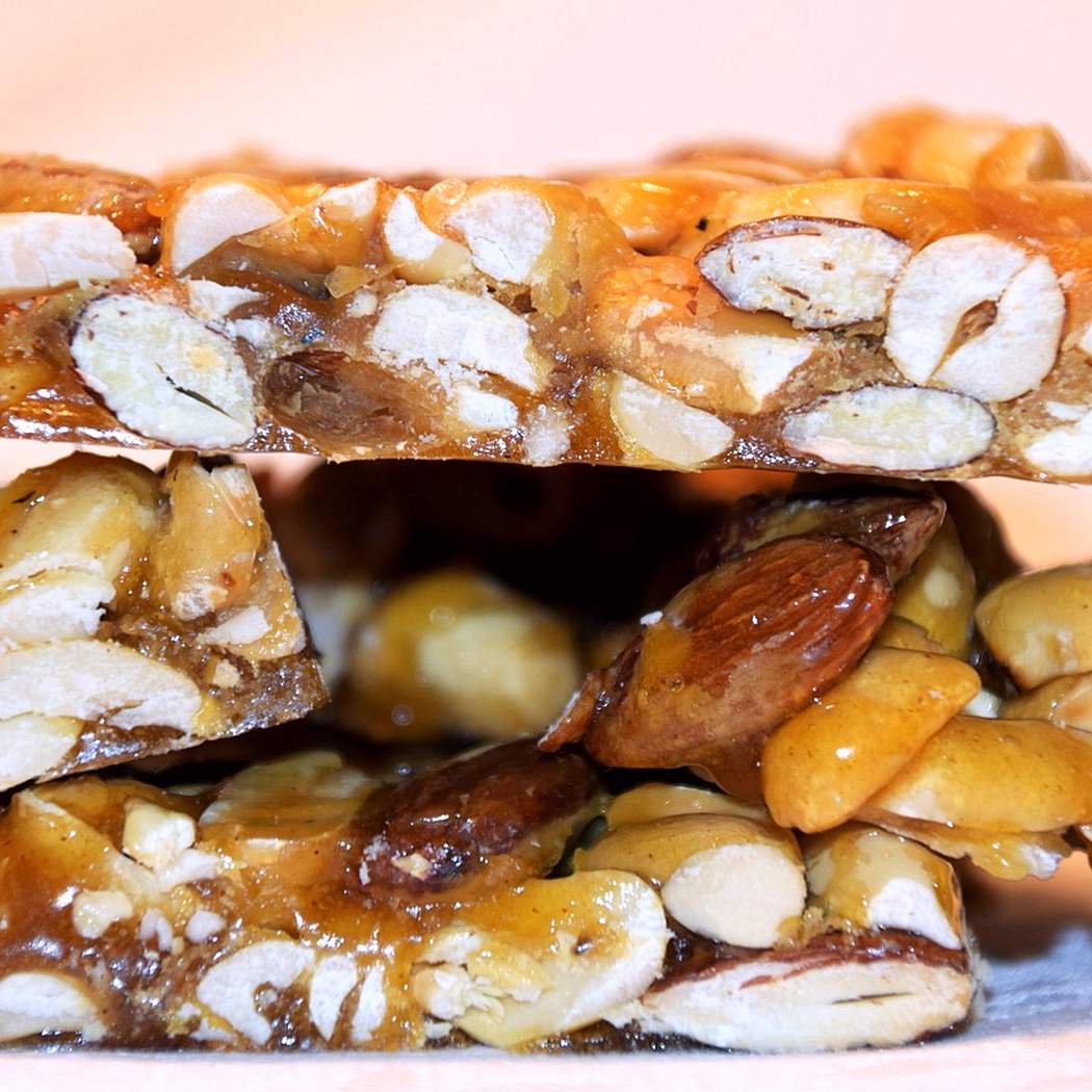 Croccantini di arachidi fatti in casa all'antica