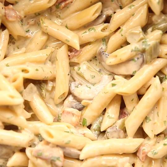Anteprima ricetta Pasta cremosa asparagi e speck