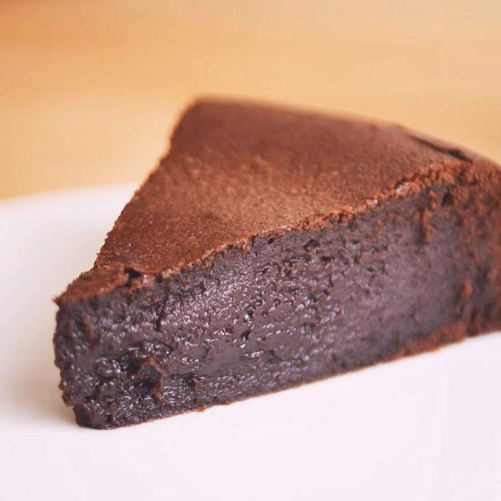 Ricetta della torta al cioccolato morbida