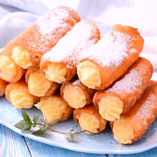 Recipe preview Easy Crunchy cannoli with custard cream recipe