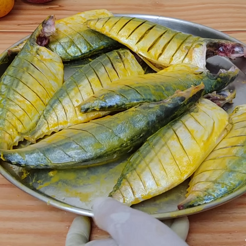 Sgombro fritto ricetta - procedimento 1