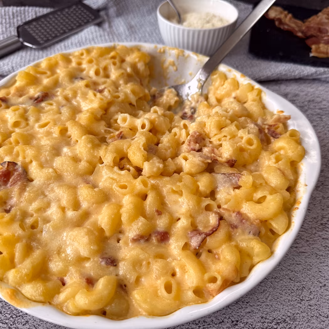 Mac & cheese s pancettou