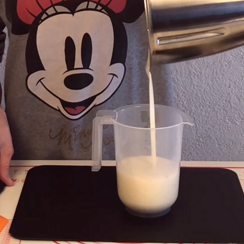 Besciamella bimby - procedimento 1