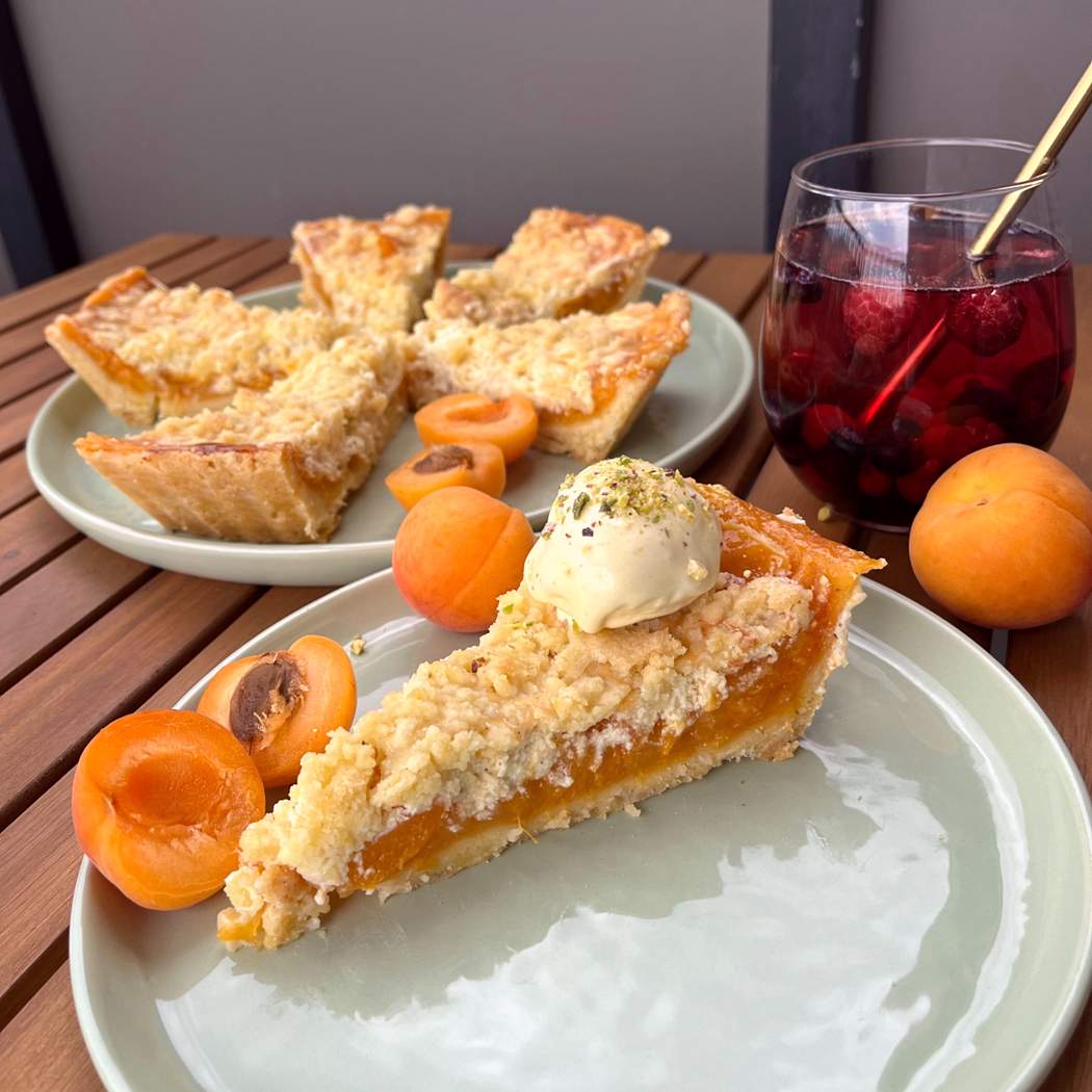 Tarta di albicocche e ricotta