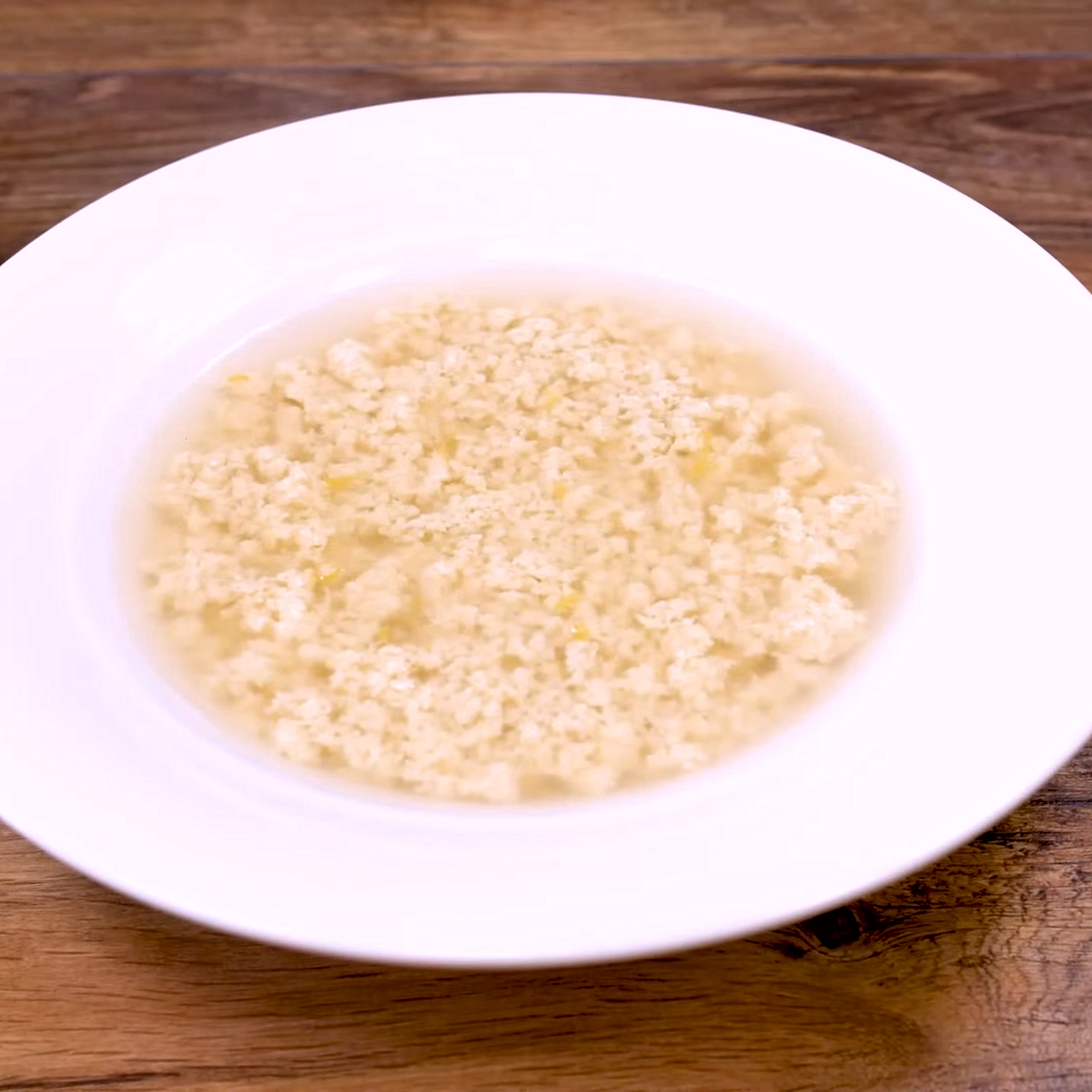 Stracciatella in brodo