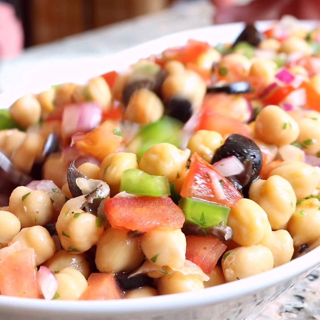 Insalata di ceci estiva