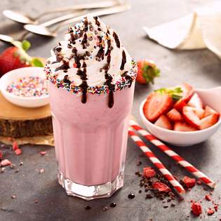 Previsualización de la receta Prueba la deliciosa malteada millennial de fresa