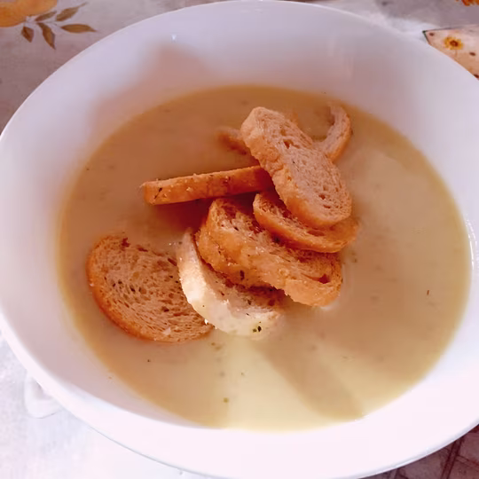 Anteprima ricetta Zuppa cremosa all'aglio senza patate