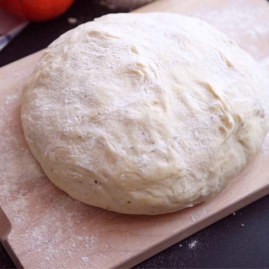 Voorvertoning van recept Pizza deeg uit de koelkast