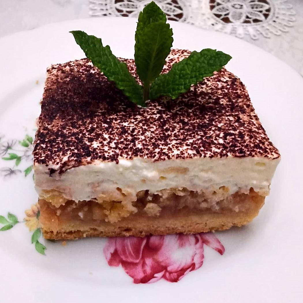 Torta con ricotta e panna