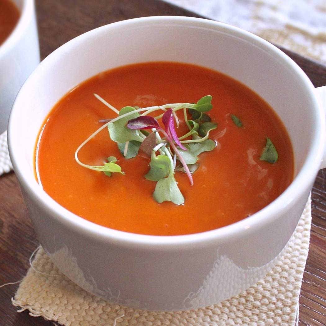 Zuppa fredda di pomodoro e peperoni