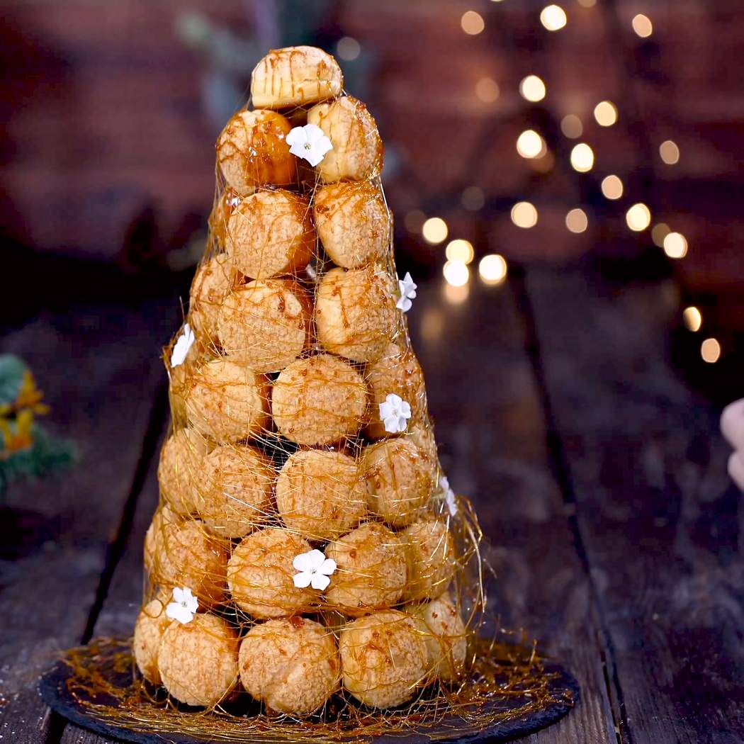 Croquembouche