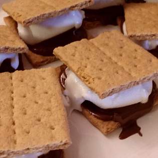 Recipe preview How to make S'mores at home