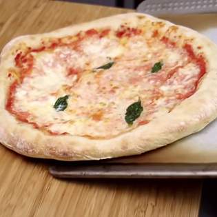 Recipe preview Authentic Napolitan Margherita pizza recipe