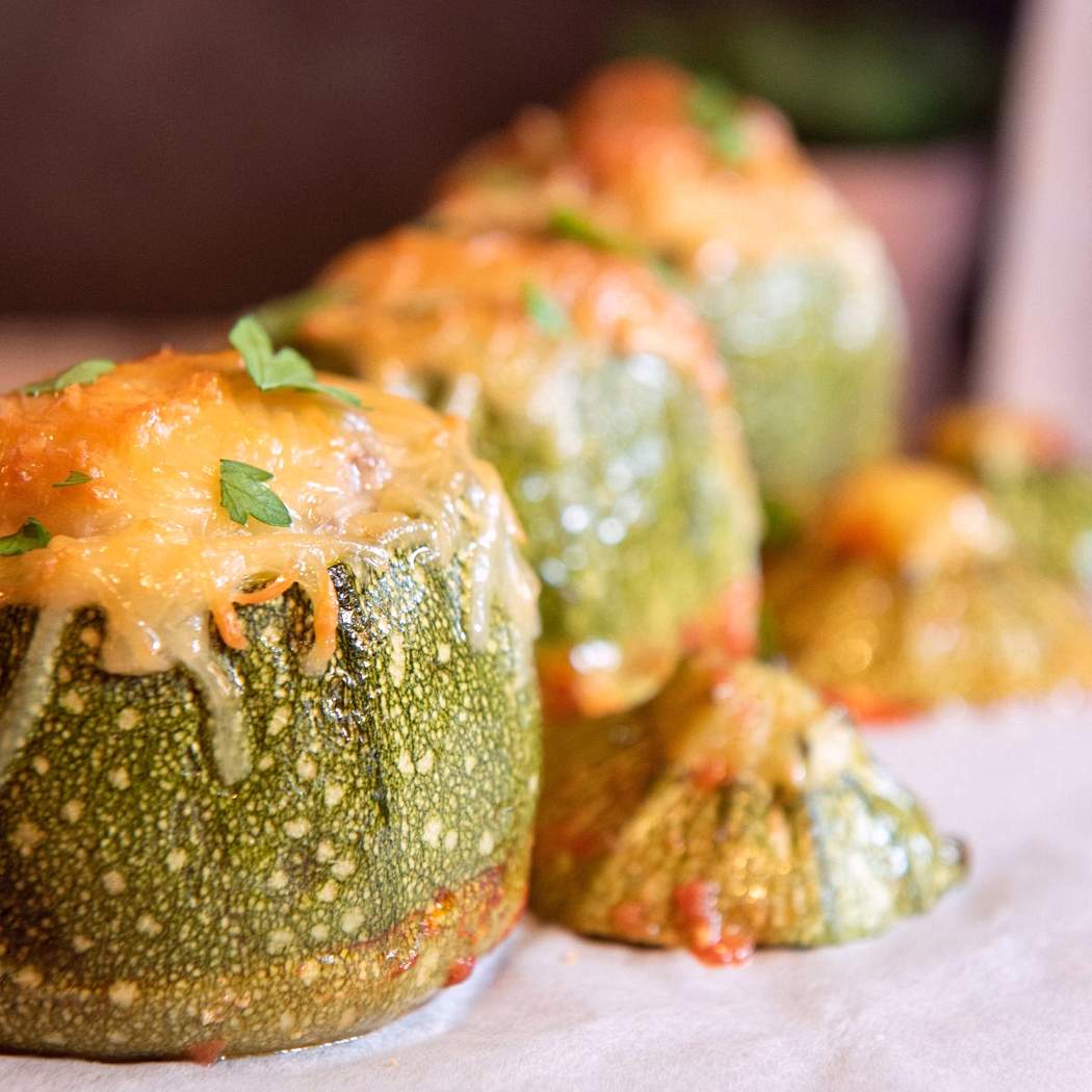 Zucchine tonde ripiene di ricotta