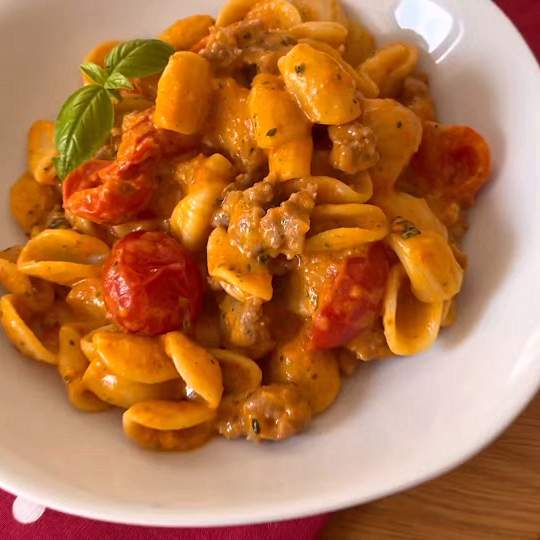Anteprima ricetta Orecchiette al sugo di salsiccia