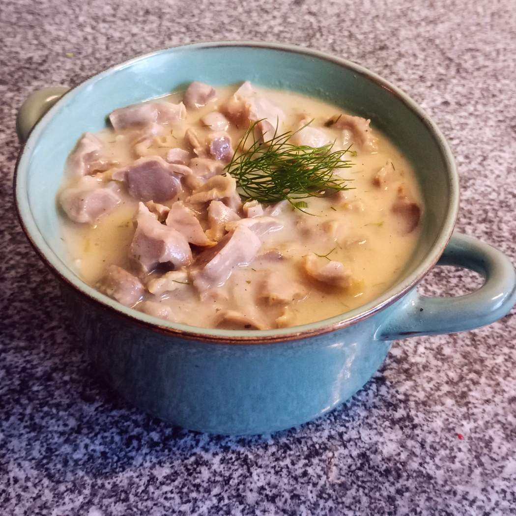 Gulasz z żołądków drobiowych