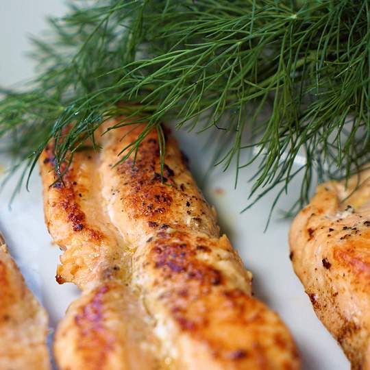 Anteprima ricetta Salmone perfetto al forno con limone e aneto