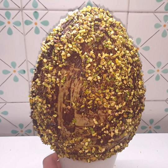 Anteprima ricetta Uovo di Pasqua al pistacchio fatte in casa
